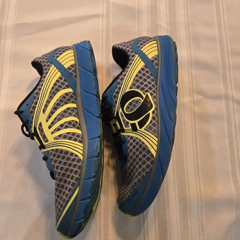 Pearl Izumi Mens EM Road H 3 Running Shoes Mens Size 12 Gray/Teal/Yellow